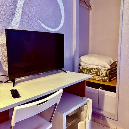 Hostal La Rosa Caces Zewnętrze zdjęcie