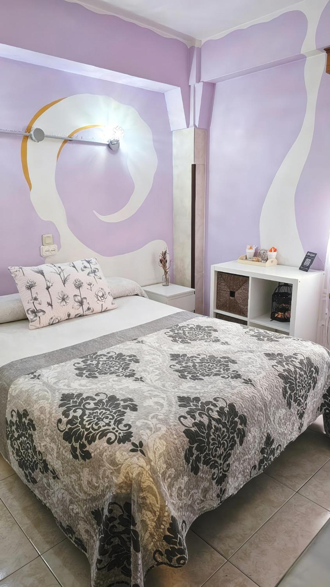 Hostal La Rosa Caces Zewnętrze zdjęcie