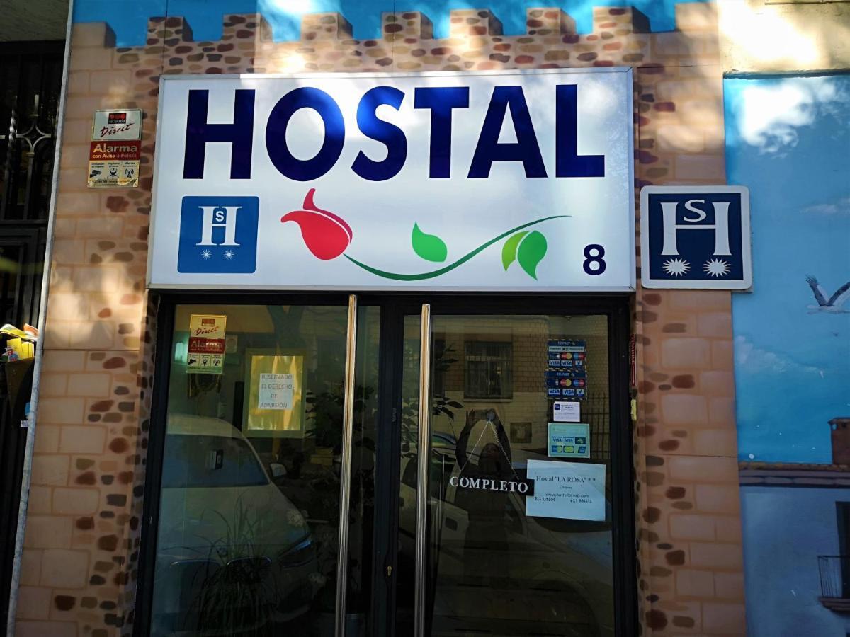 Hostal La Rosa Caces Zewnętrze zdjęcie