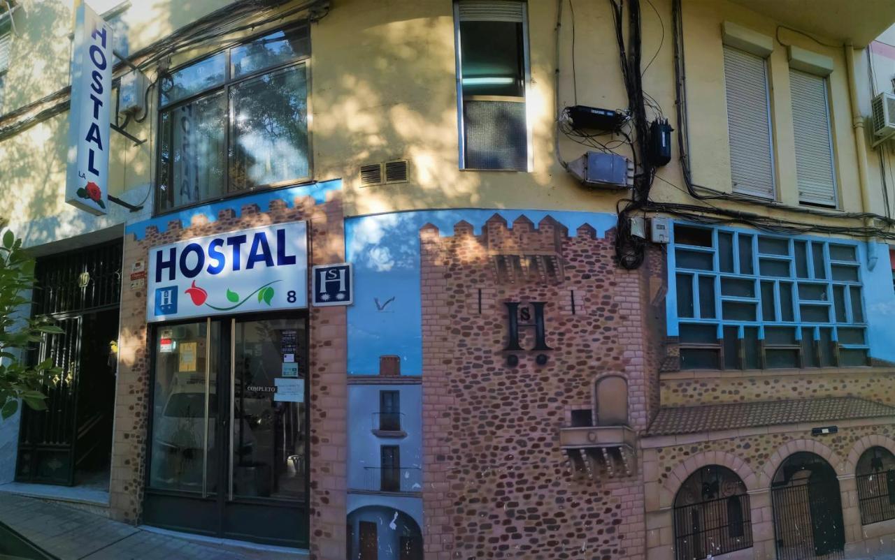 Hostal La Rosa Caces Zewnętrze zdjęcie